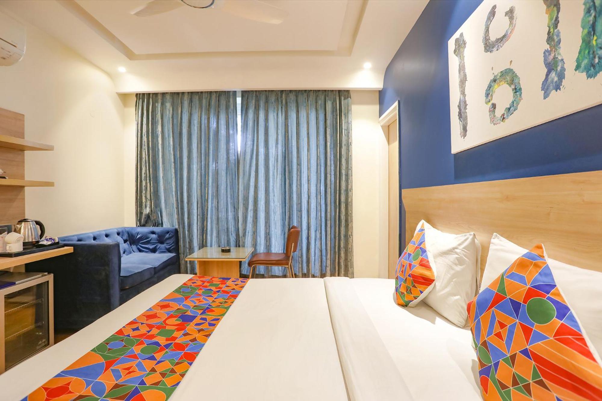 Fabhotel Jhs Studio Gurgáon Kültér fotó