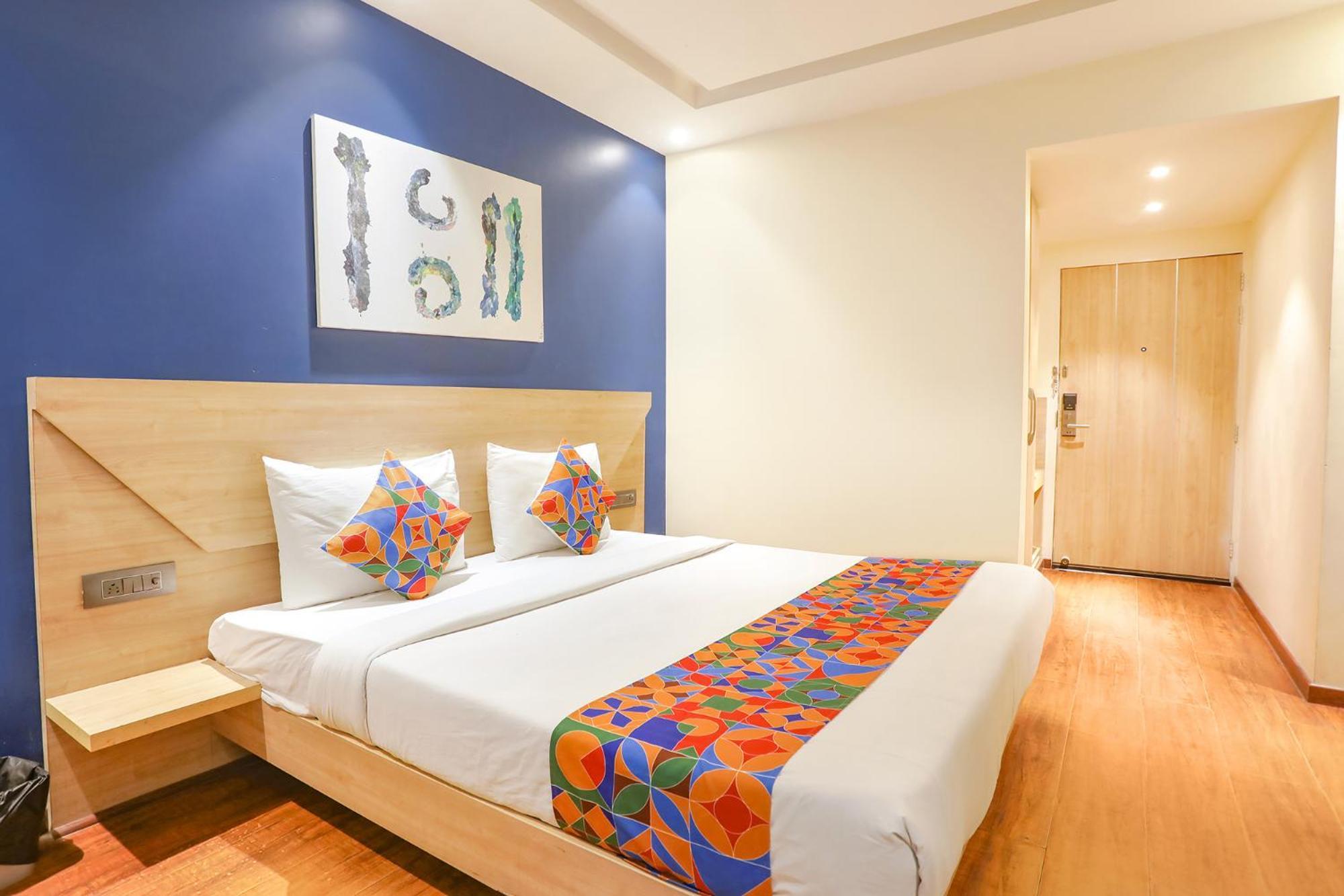 Fabhotel Jhs Studio Gurgáon Kültér fotó